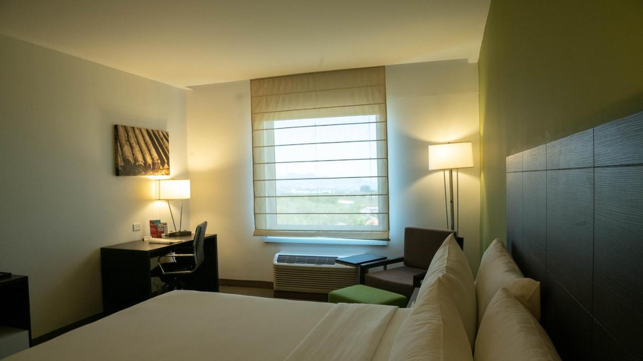 Holiday Inn Express Managua By Ihg Dış mekan fotoğraf