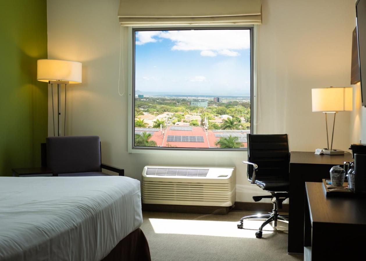 Holiday Inn Express Managua By Ihg Dış mekan fotoğraf
